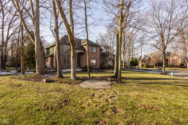 9644 Woodlands Drive, Fishers, IN 46037