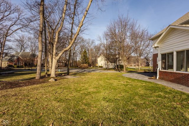 9644 Woodlands Drive, Fishers, IN 46037