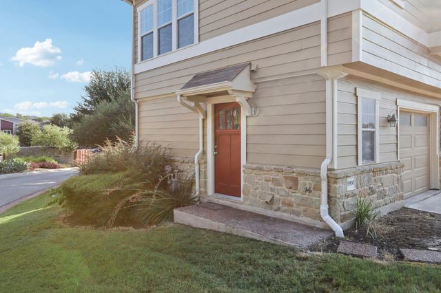 1900 Tripshaw LN 93C, Austin, TX 78741
