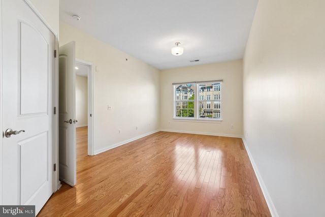 4210 CEDAR VILLAGE BLVD, East Brunswick, NJ 08816