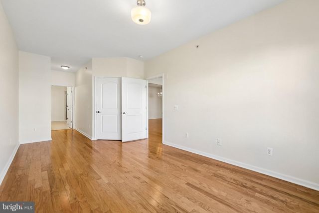 4210 CEDAR VILLAGE BLVD, East Brunswick, NJ 08816