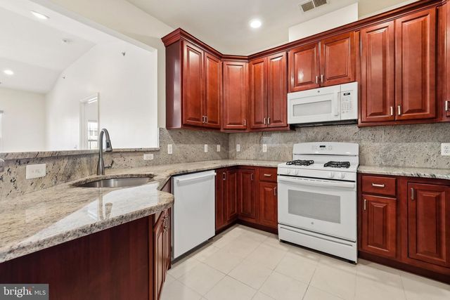 4210 CEDAR VILLAGE BLVD, East Brunswick, NJ 08816