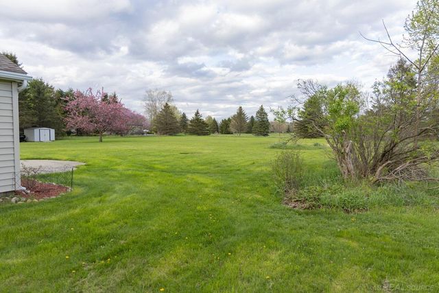 8440 Bridge Lake Road, Springfield Twp, MI 48348
