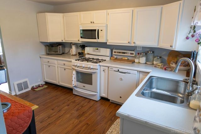 8440 Bridge Lake Road, Springfield Twp, MI 48348