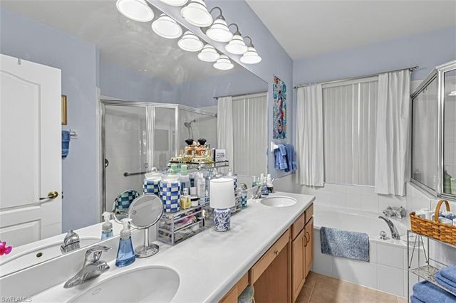 12065 Country Day CIR, Fort Myers, FL 33913