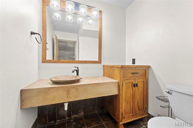 2 Pear Tree Court, St Peters, MO 63376