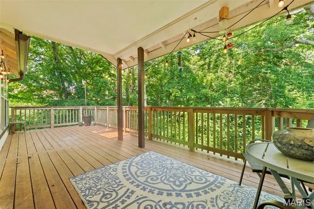 2 Pear Tree Court, St Peters, MO 63376