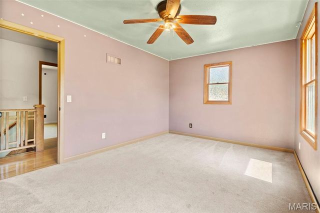 2 Pear Tree Court, St Peters, MO 63376