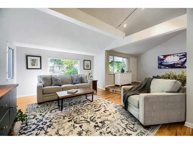 3400 E Nielsen Ln, Denver, CO 80210