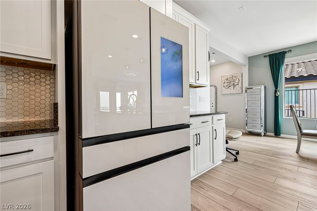 60 Stone Bluff Lane, Henderson, NV 89011