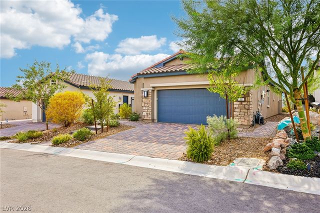 60 Stone Bluff Lane, Henderson, NV 89011