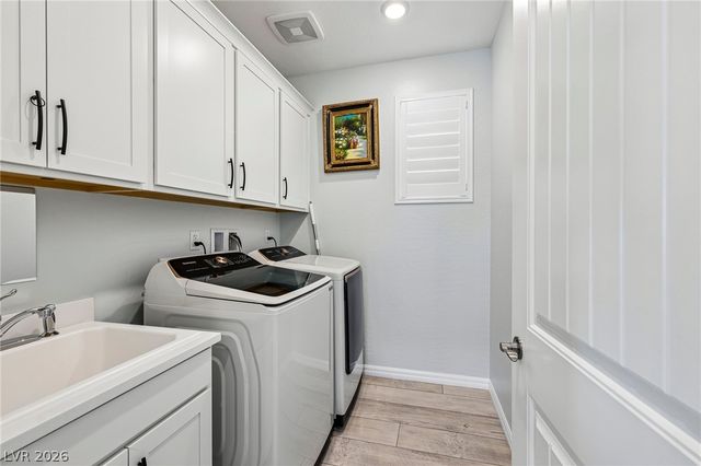 60 Stone Bluff Lane, Henderson, NV 89011