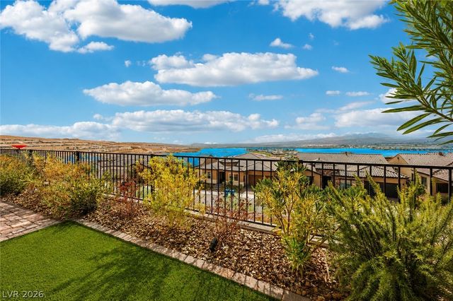 60 Stone Bluff Lane, Henderson, NV 89011