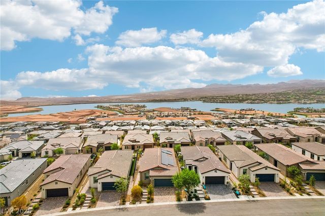 60 Stone Bluff Lane, Henderson, NV 89011