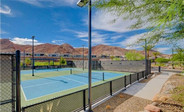 60 Stone Bluff Lane, Henderson, NV 89011