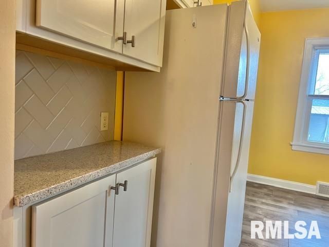 2102 W 17TH Street, Davenport, IA 52804