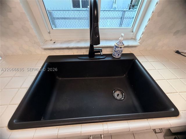 5911 SW 6th St 2, Miami, FL 33144