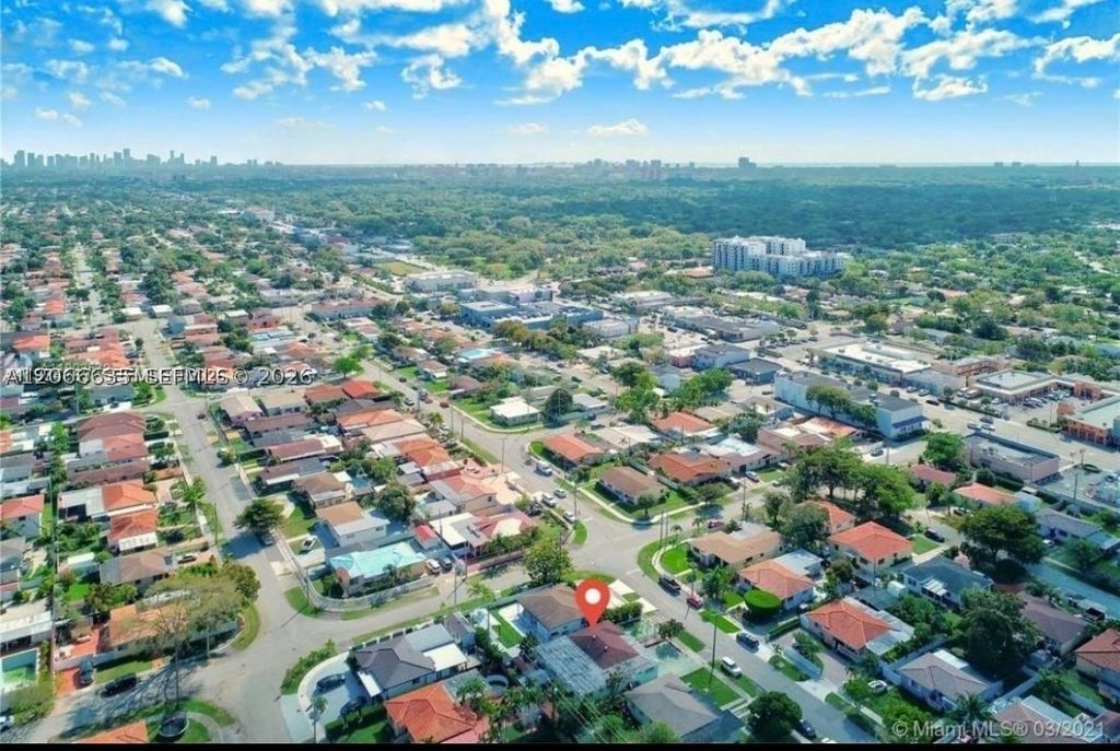 5911 SW 6th St 2, Miami, FL 33144