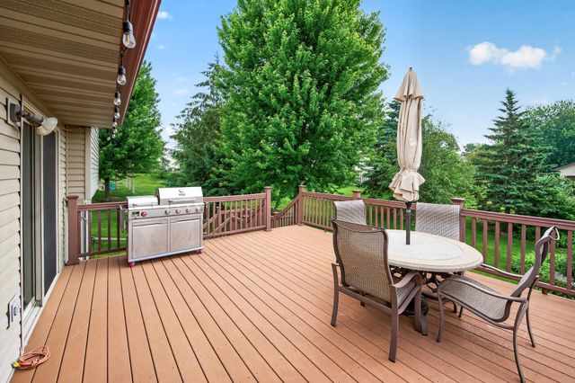 6007 Nathan Blvd, Rockford, MN 55373