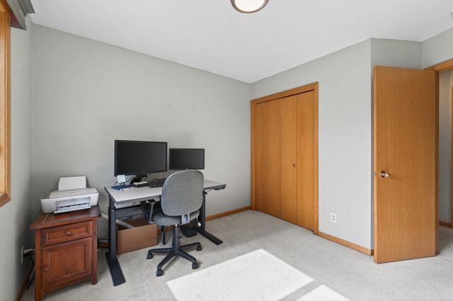 6007 Nathan Blvd, Rockford, MN 55373