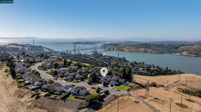 423 Duperu Dr, Crockett, CA 94525