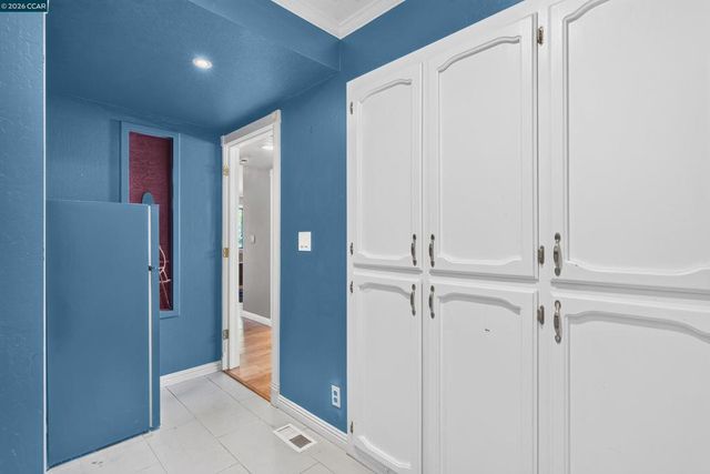 423 Duperu Dr, Crockett, CA 94525