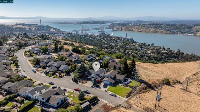 423 Duperu Dr, Crockett, CA 94525