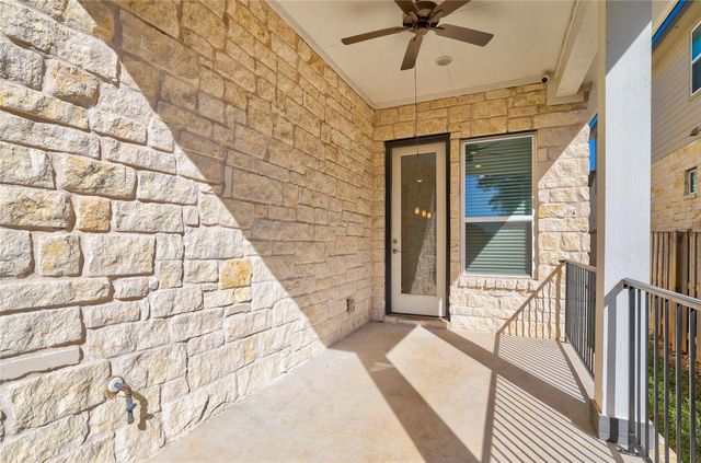1304 Kneehigh LN, Georgetown, TX 78633
