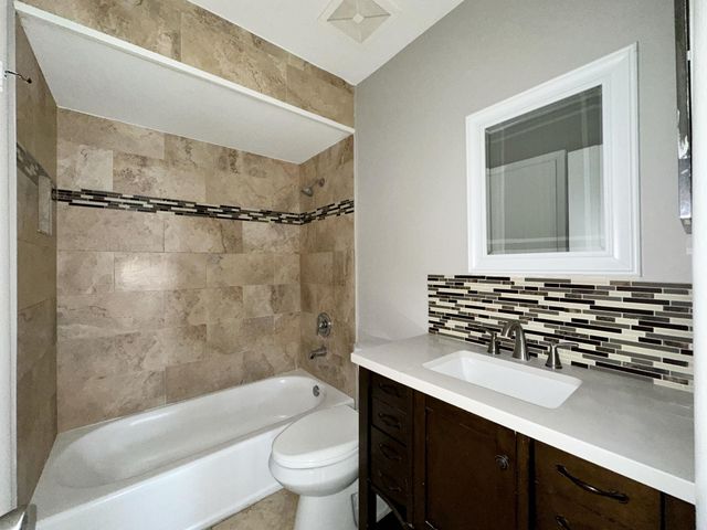 5324 Bosque Lane 92, West Palm Beach, FL 33415