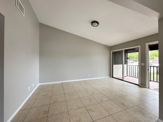 5324 Bosque Lane 92, West Palm Beach, FL 33415