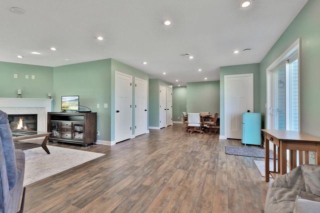 43 Robinson Drive, Circle Pines, MN 55014