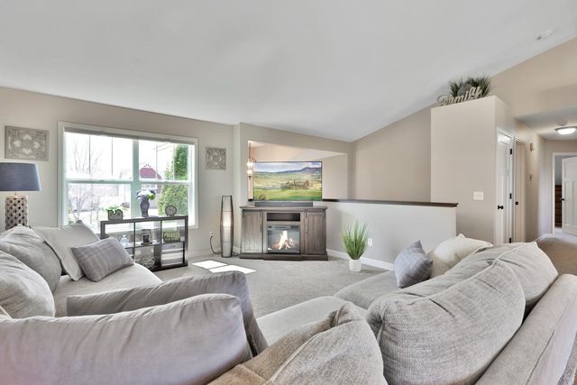 43 Robinson Drive, Circle Pines, MN 55014