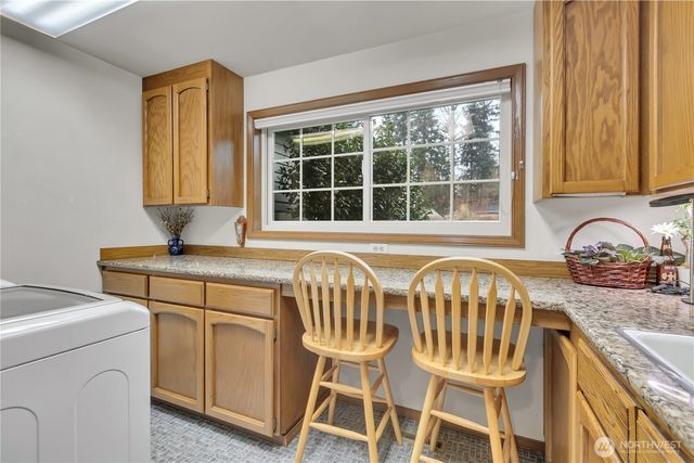 28203 193rd Avenue SE, Kent, WA 98042