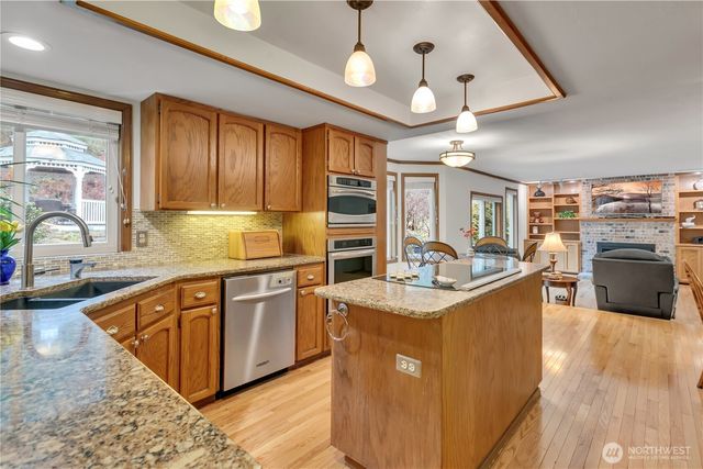 28203 193rd Avenue SE, Kent, WA 98042