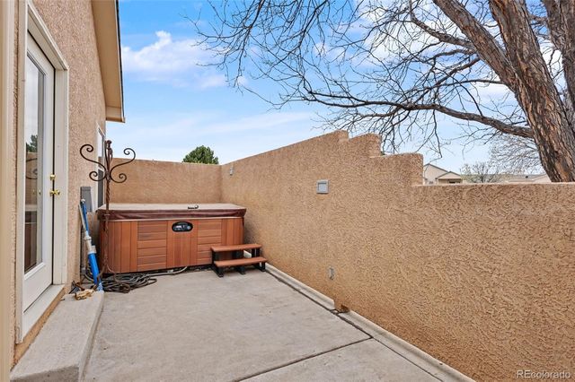 250 E Poppy Lane, Pueblo, CO 81007