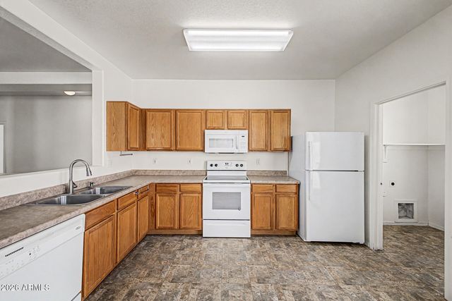 17018 W MARCONI Avenue, Surprise, AZ 85388