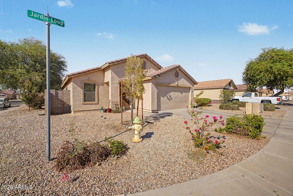 564 W JARDIN Loop, Casa Grande, AZ 85122 — photo 2
