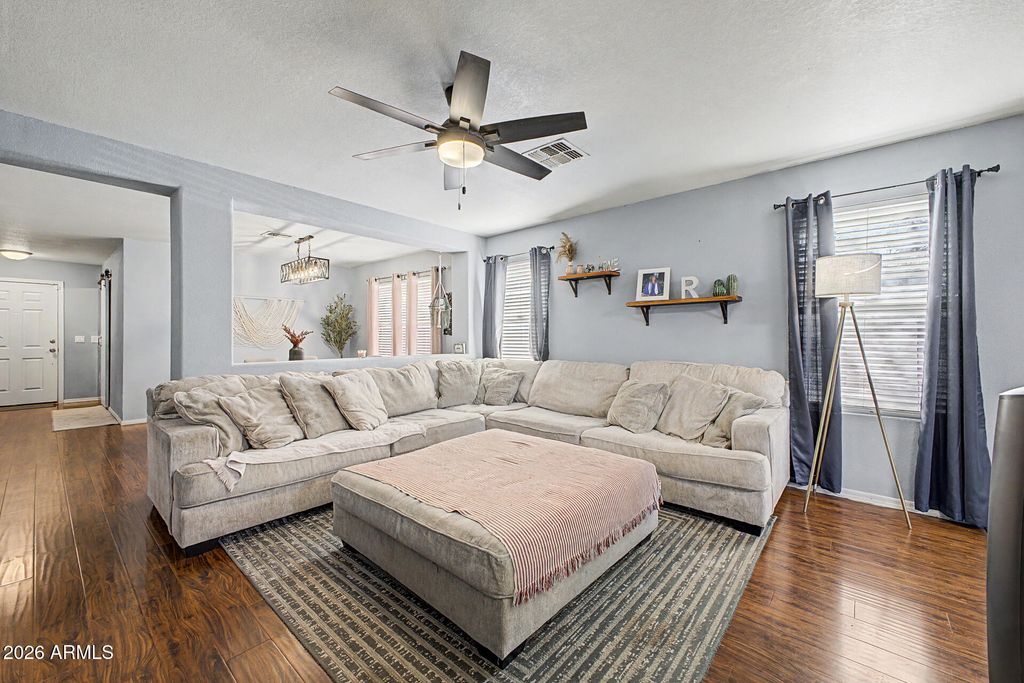 564 W JARDIN Loop, Casa Grande, AZ 85122 — photo 4
