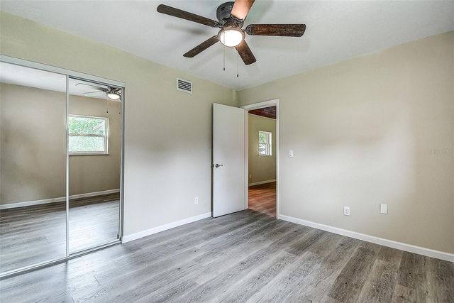 11700 VALLEY ROAD, Dade City, FL 33525