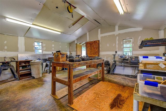 11700 VALLEY ROAD, Dade City, FL 33525