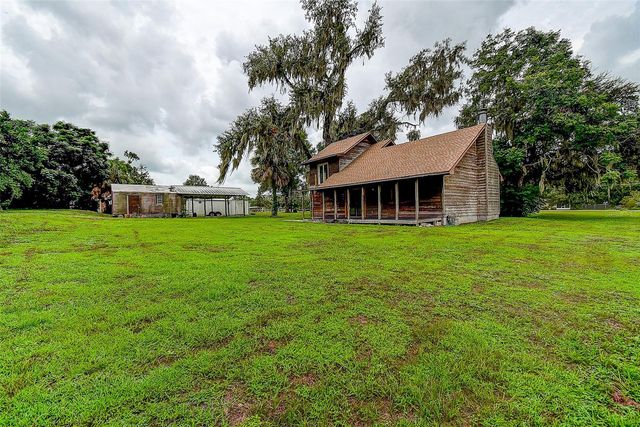 11700 VALLEY ROAD, Dade City, FL 33525