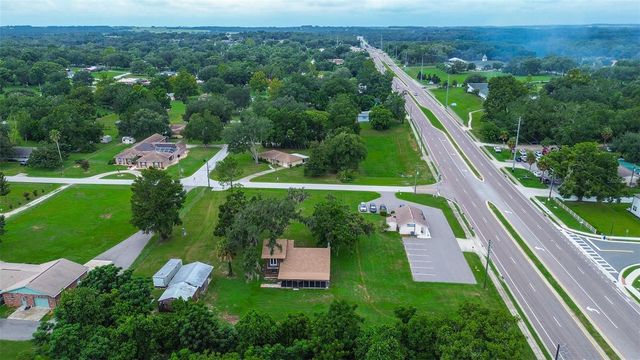 11700 VALLEY ROAD, Dade City, FL 33525
