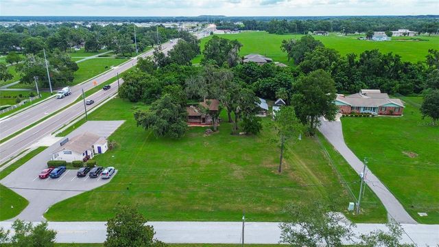 11700 VALLEY ROAD, Dade City, FL 33525