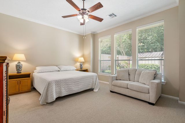 183 Victoria Glen Drive, The Woodlands, TX 77384