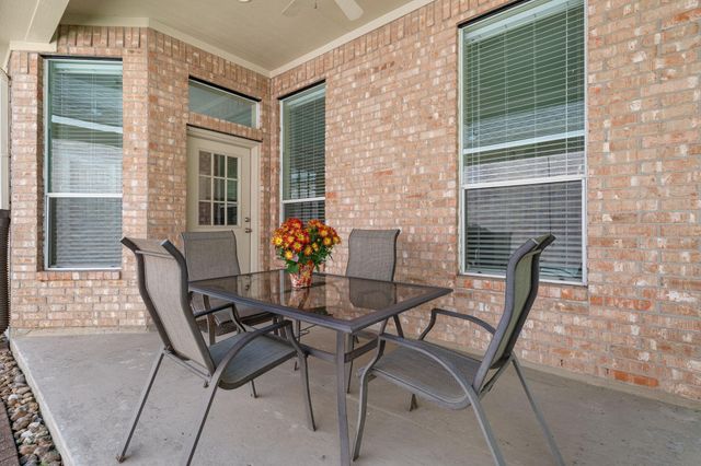 183 Victoria Glen Drive, The Woodlands, TX 77384
