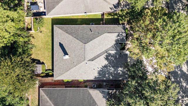 183 Victoria Glen Drive, The Woodlands, TX 77384