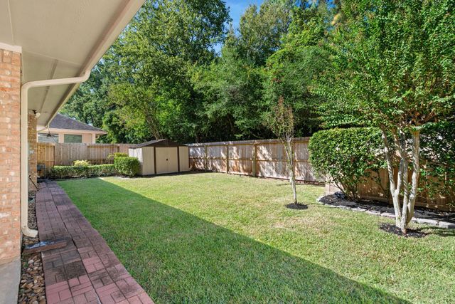 183 Victoria Glen Drive, The Woodlands, TX 77384
