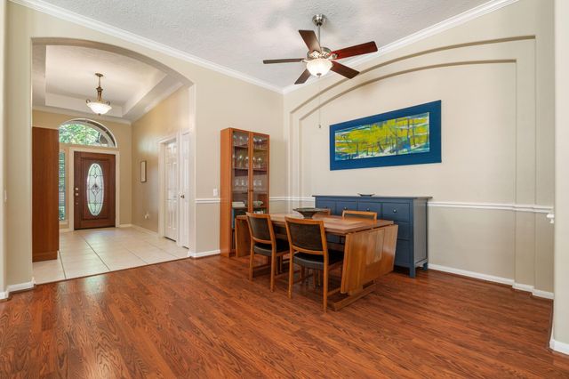 183 Victoria Glen Drive, The Woodlands, TX 77384