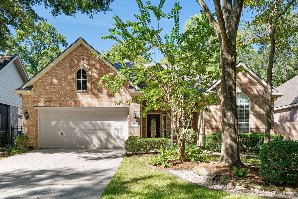 183 Victoria Glen Drive, The Woodlands, TX 77384