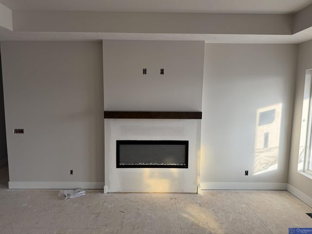 20925 Pinehurst Avenue, Gretna, NE 68028